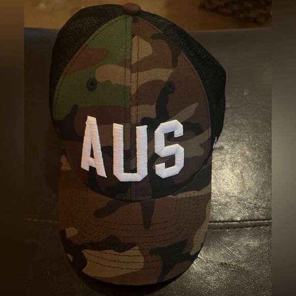 AUS Camouflage Trucker Cap - Austin - Picture 1 of 6